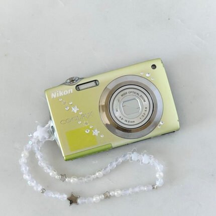 Nikon Coolpix S3000 Digital Camera