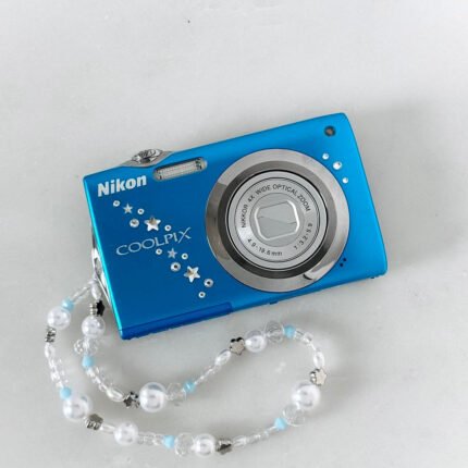 Nikon Coolpix S3000 Digital Camera